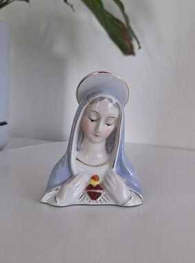 Sacred Heart of Mary